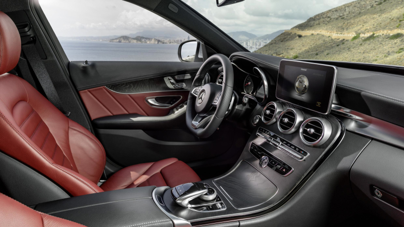 Illustration for article titled The 2015 Mercedes-Benz C-Class Cranks The Style Way Up